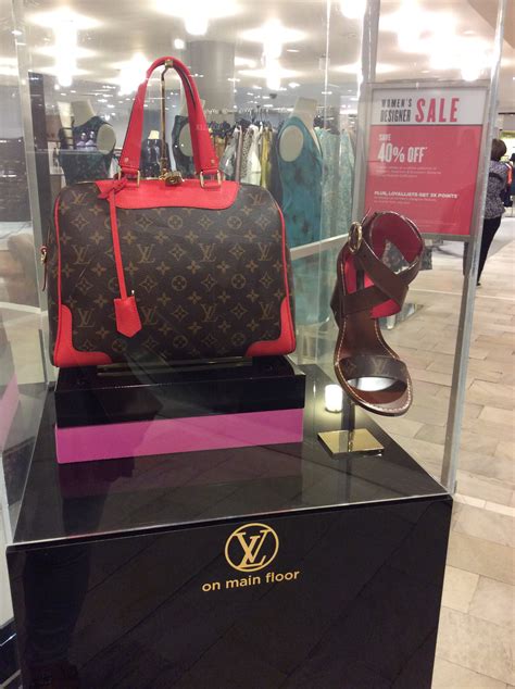 Louis Vuitton glendale Bloomingdale's